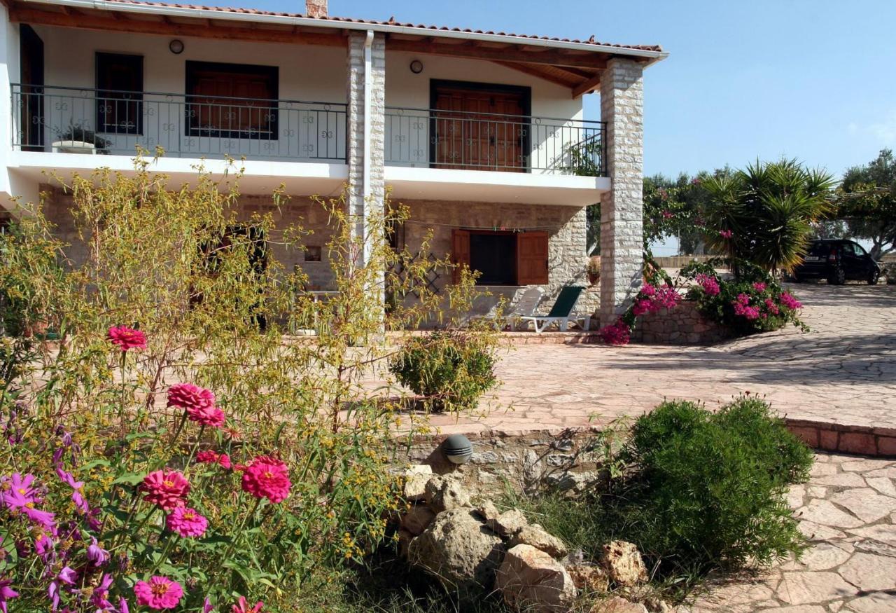 Ionianeon Apartments Agios Ilias  Exterior photo