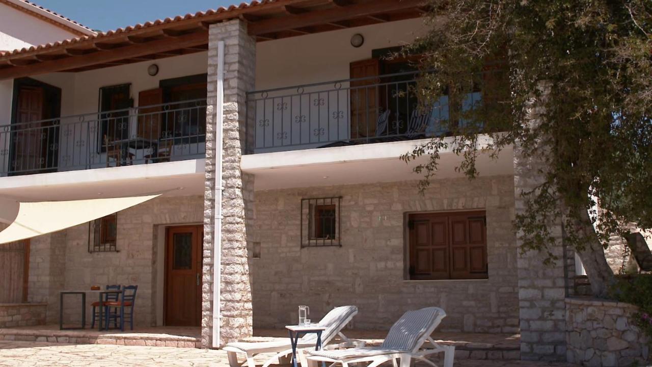 Ionianeon Apartments Agios Ilias  Exterior photo