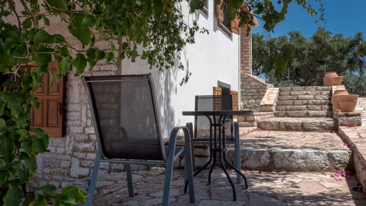 Ionianeon Apartments Agios Ilias  Exterior photo